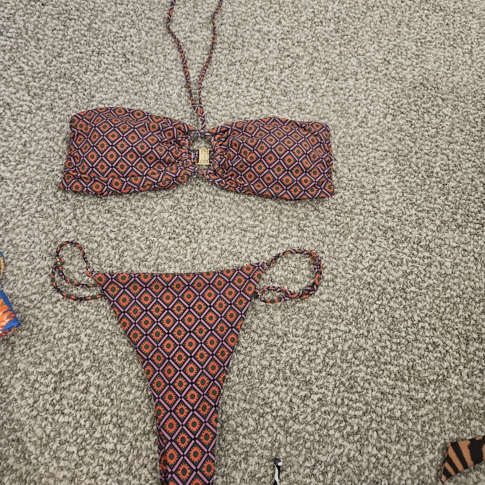 skatie bikini set
